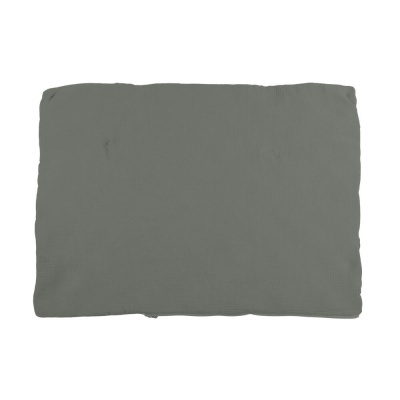 Almofada cinzenta rectangular com textura ligeira