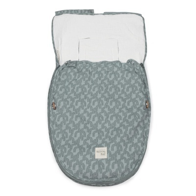 Saco para recém-nascido azul com padrão e interior branco acolchoado