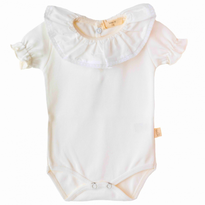 Body de bebê branco com gola rodada e renda