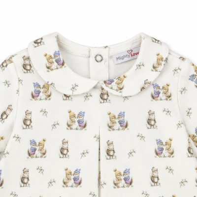 Babygrow branco com padrão de animais e gola redonda