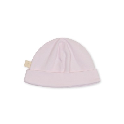 Gorro rosa claro com dobra e etiqueta bege com desenho de pássaro