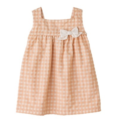 Vestido infantil bege e branco xadrez com laço branco no peito