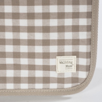 Tecido com padrão quadriculado bege e branco, etiqueta Walking Mum
