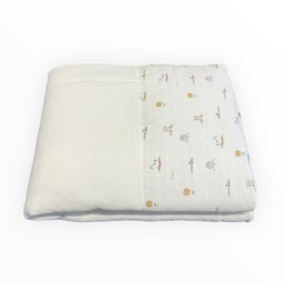 Manta branca para bebé com estampado de animais e balões