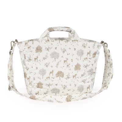 Mala em tecido branco com padrão de animais e árvores em tons castanhos e cinzentos