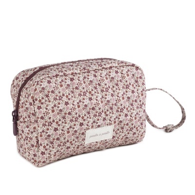 Nécessaire com padrão floral em tons rosa, roxo e bege com fecho de correr roxo