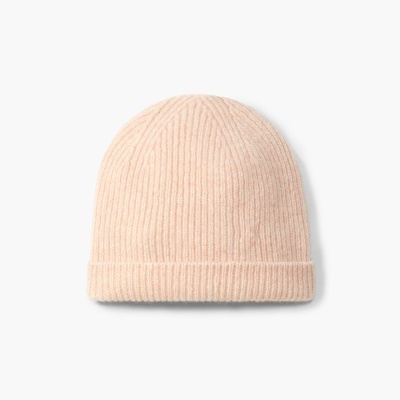 Gorro de malha cor de rosa claro com padrão de costura vertical