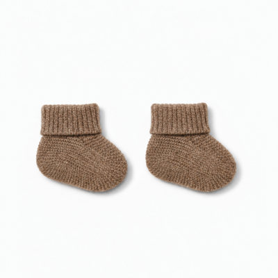 meias de bebé castanhas em malha com dobra no topo