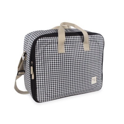 Mala de viagem xadrez preto e branco com alças bege e fecho preto