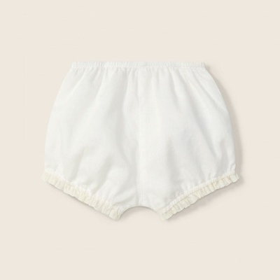 Tapa-fraldas branco para bebé com elástico e folhos