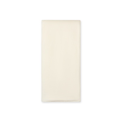 Colchão bege claro com textura lisa sobre fundo branco