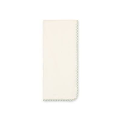 Toalha branca com bordas quadriculadas verdes