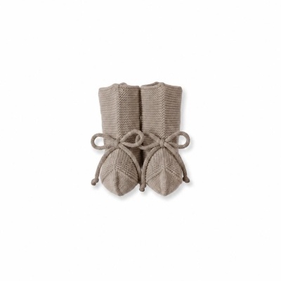 Botins de bebé em malha bege com cordões