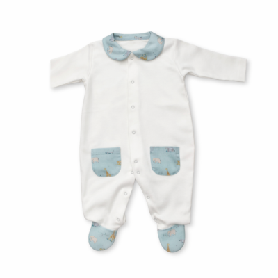 Macacão de bebé branco com detalhes azuis com animais