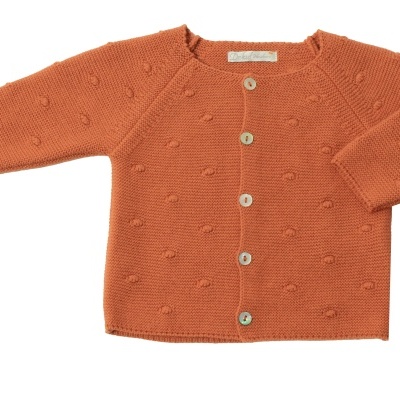 Casaco de malha laranja para bebé com botões frontais
