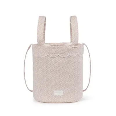 Saco de tecido rosa claro com padrão floral pequeno e alças largas