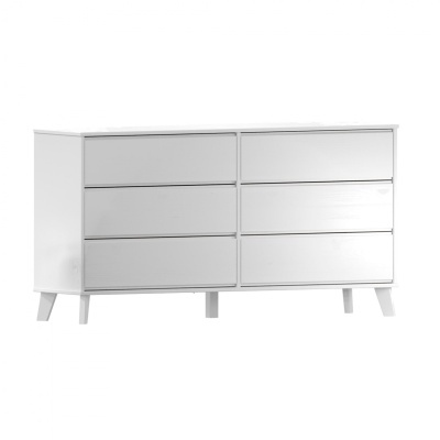 Cómoda branca moderna com seis gavetas e pernas de madeira