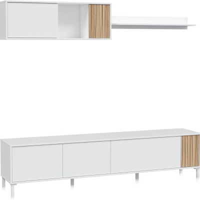 Móvel para sala branco com detalhes em madeira clara e prateleira suspensa