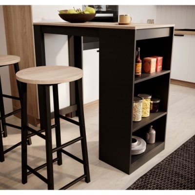 Mesa alta de cozinha com estante lateral preta e banco alto de madeira