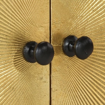 Portas douradas com puxadores redondos pretos e textura de linhas radiantes