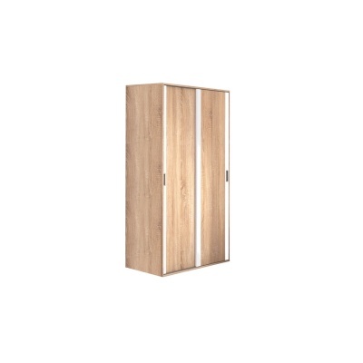 Armário de madeira clara com duas portas de correr e puxadores integrados