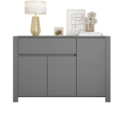 Secretária cinzenta com candeeiro, quadro, flores e livros