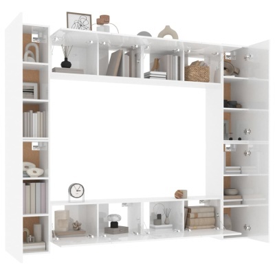 Estante modular branca com livros e objetos decorativos variados