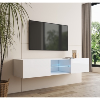 Móvel de TV branco lacado suspenso com nicho iluminado azul numa sala com planta e TV