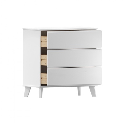 Cômoda branca de três gavetas com pés inclinados e madeira clara