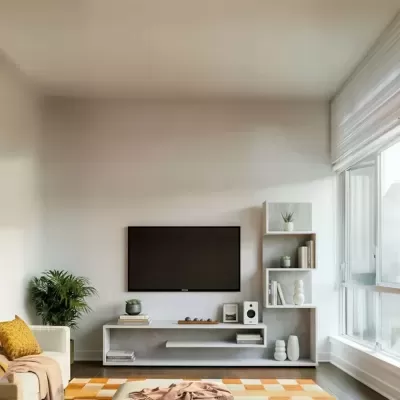 Sala de estar com móvel TV branco e cinza, televisão e prateleiras com livros e plantas