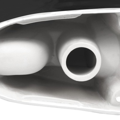 Interior de componente sanitário branco em cerâmica com tubo cilíndrico