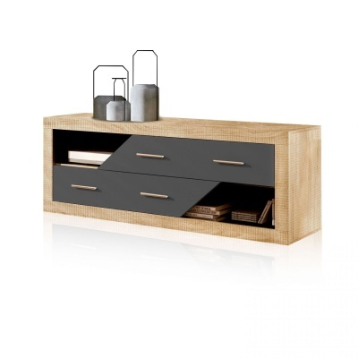 Móvel de apoio em madeira clara com gavetas pretas brilhantes e castiçais cinzentos no topo