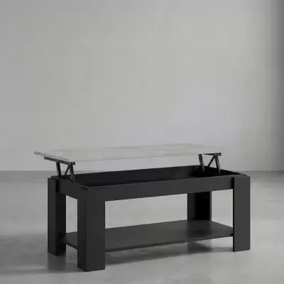 Mesa de centro elevatória preta com tampo cinza claro em ambiente minimalista