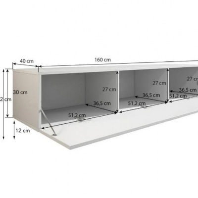 Estante branca em madeira com três compartimentos e porta inferior aberta