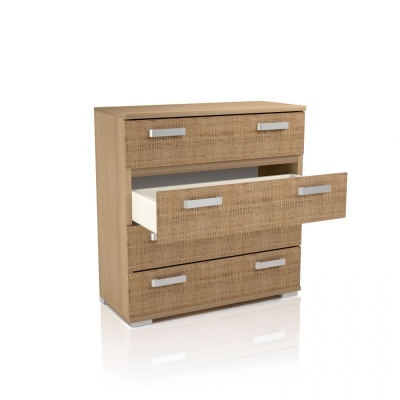 Cómoda de madeira castanho claro com três gavetas e puxadores metálicos