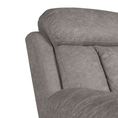 Sofá cinzento tapizado com textura suave e acolchoada