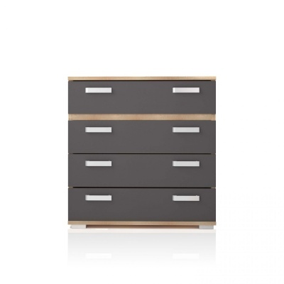 Cómoda cinza de quatro gavetas com detalhes em madeira clara e puxadores brancos