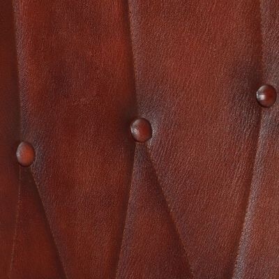 Estofado em pele castanha com botões revestidos, padrão acolchoado