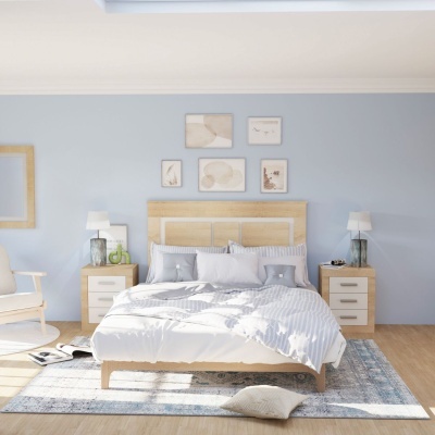 Quarto com cama de madeira clara, colcha branca, almofadas cinzentas e decoração neutra
