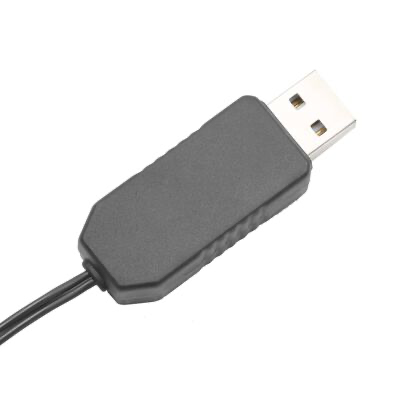 Cabo USB preto com conector USB tipo A