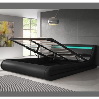 cama box preta com estrutura metálica elevatória e cabeceira acolchoada com luz azul