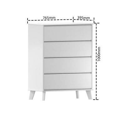 Cómoda branca de quatro gavetas com pernas ligeiramente inclinadas e medidas indicadas.