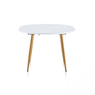 Mesa moderna com tampo branco e pernas de madeira