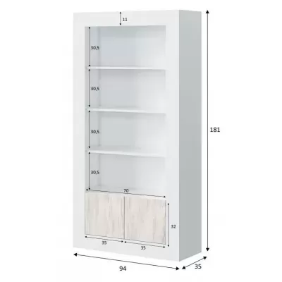 Estante branca com prateleiras e portas inferiores em madeira clara com medidas destacadas