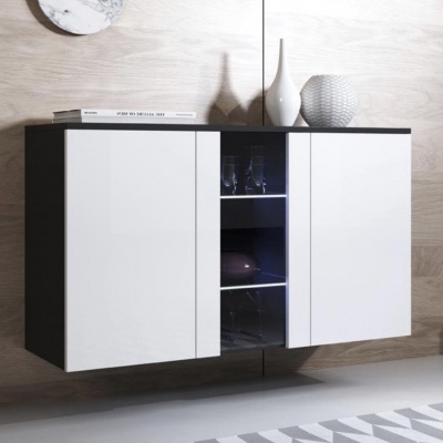 Móvel de parede preto e branco com decoração sobre e copos visíveis na secção central de vidro