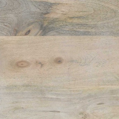 Textura de madeira clara com veios e nós naturais