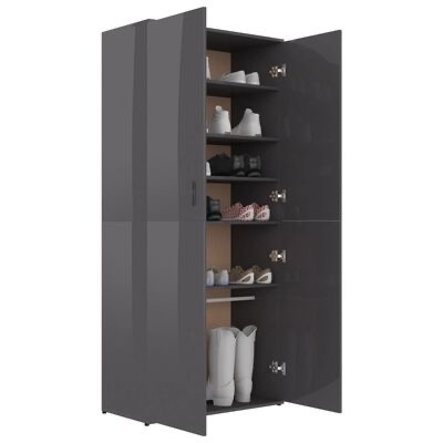 Armário de sapatos cinza escuro com portas abertas mostrando sapatos organizados em prateleiras.