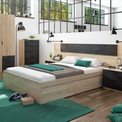 Quarto moderno com cama de madeira clara e detalhes em verde e preto