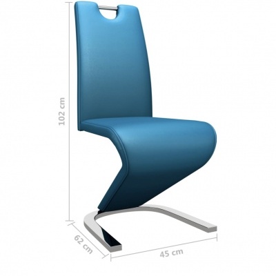 Cadeira azul estofada com estrutura metálica prateada