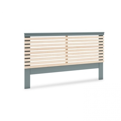 Grade de proteção em madeira clara e metal cinzento